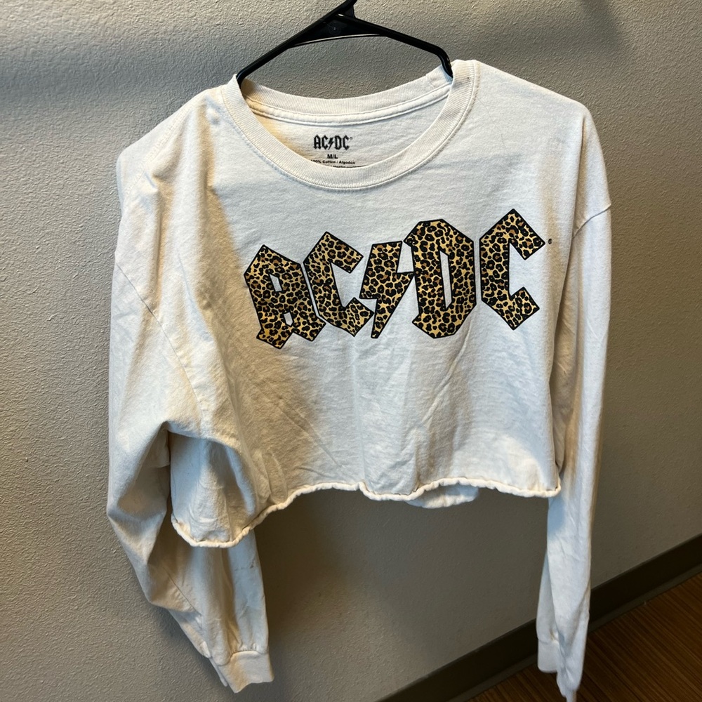 AC/DC crop